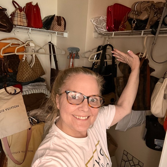 Meet your Posher, Cathleen - Picture 5 of 8